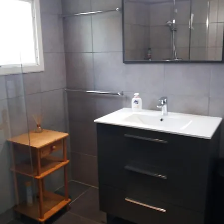 Bois De La Borde With Private Pool بيت للعطل كونْكو